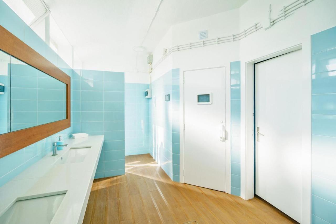 Amazing Private Room In Apartment With Sea Beach View - Pool - Park - Private Condominium - Access To The Beach Oeiras Εξωτερικό φωτογραφία